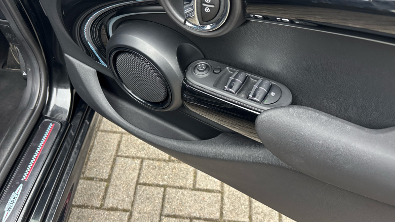 MINI Hatchback 1.5 Cooper Sport 5dr Petrol Hatchback